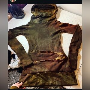 Oracle Origins (formerly  Blossoming Bumble) green brown tunic hoodie M medium